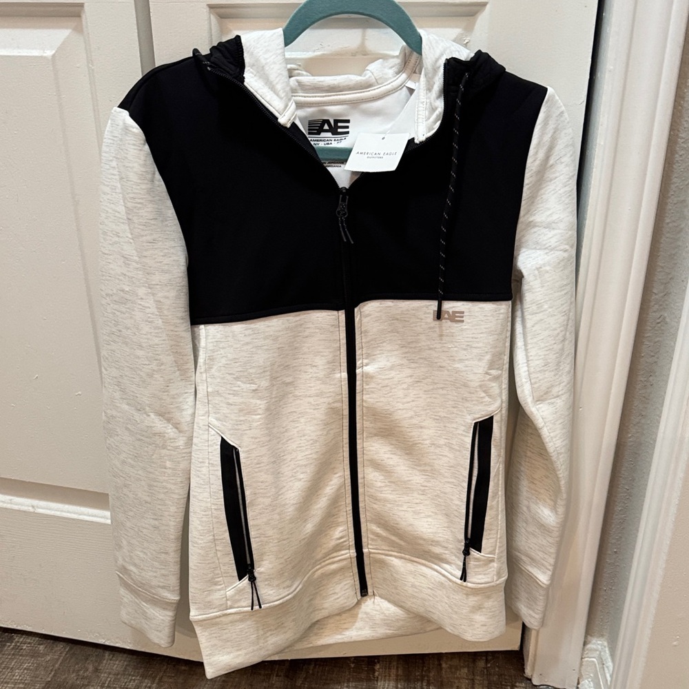 American Eagle Outfitters Two-Tone Black and White Hoodie-NWT